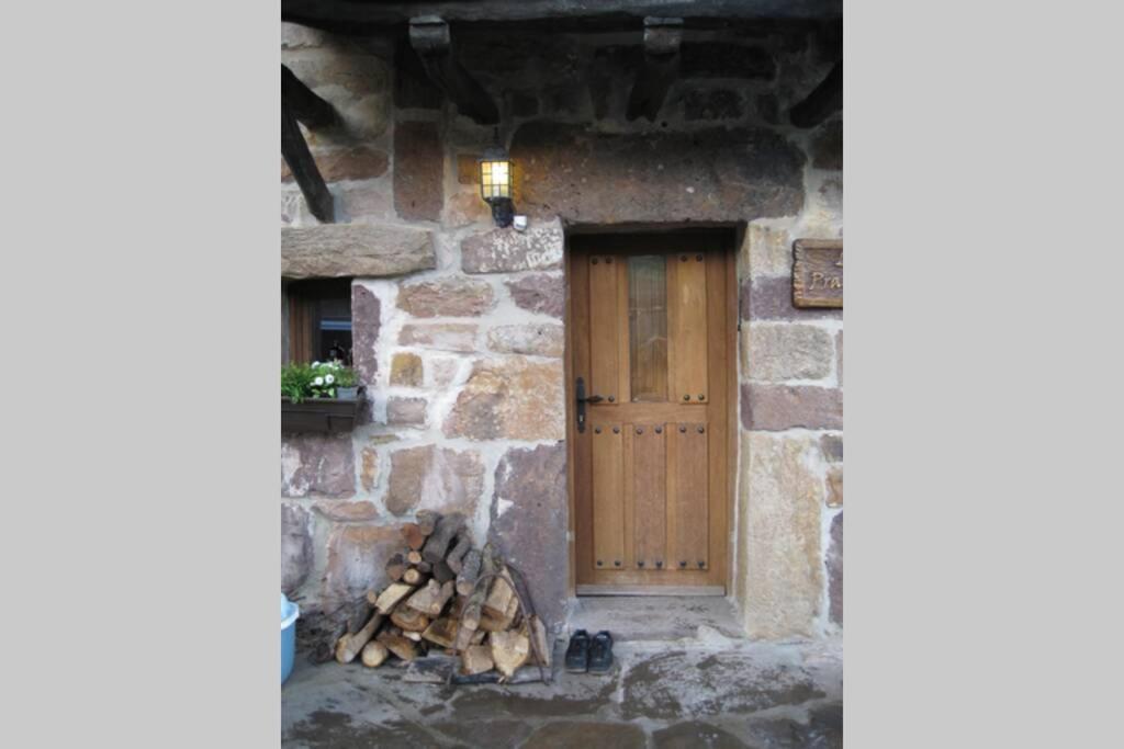 Los Pradones San Roque de Riomiera Luaran gambar
