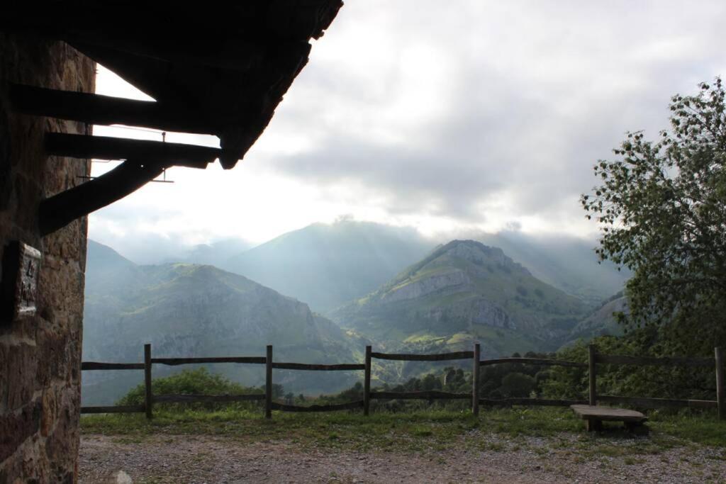 Los Pradones San Roque de Riomiera Luaran gambar